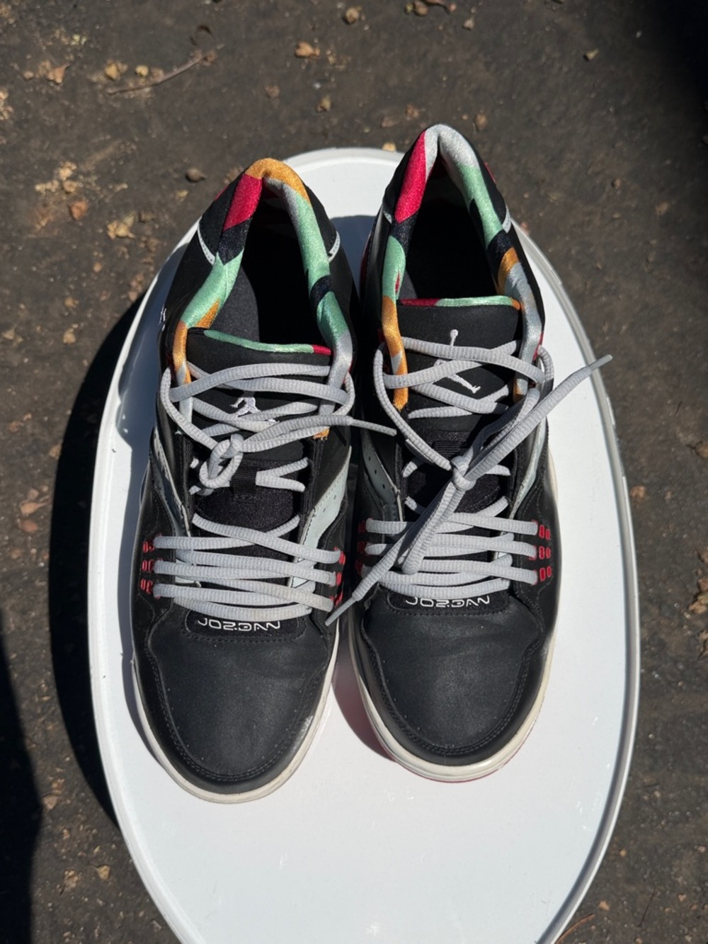 Nike Men's Black Multicolor Athletic Shoes